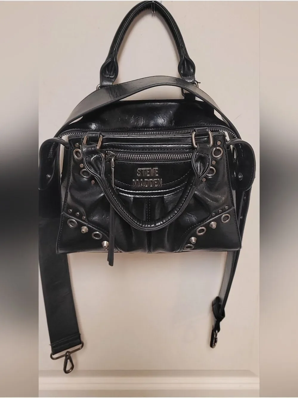 Steve Madden silver tone